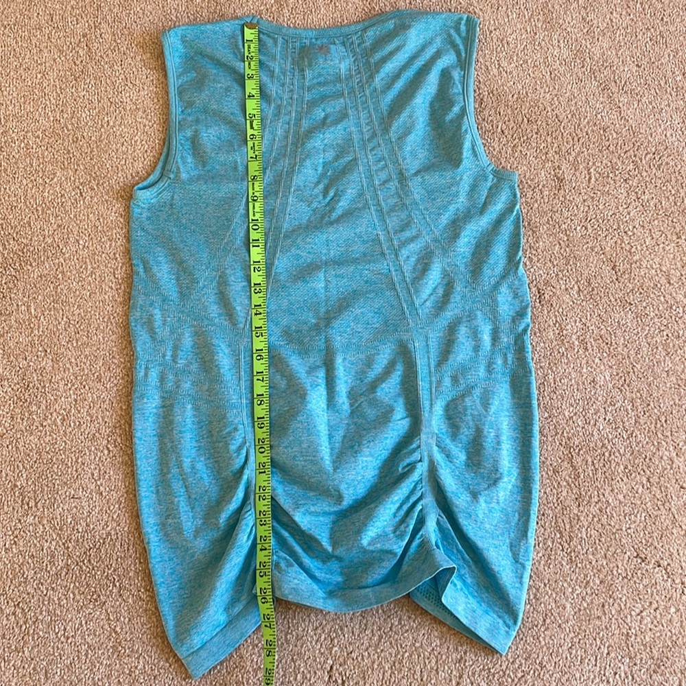 Athleta tank - Picture 4 of 4